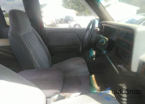 1995 Dodge Dakota z USA, uszkodzony, nr VIN 1B7GL23X3SS104516